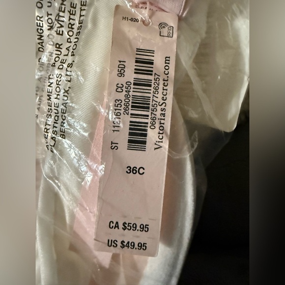 Victoria's Secret VERY SEXY
Smooth Push-Up Bra 36C - Picture 8 of 8